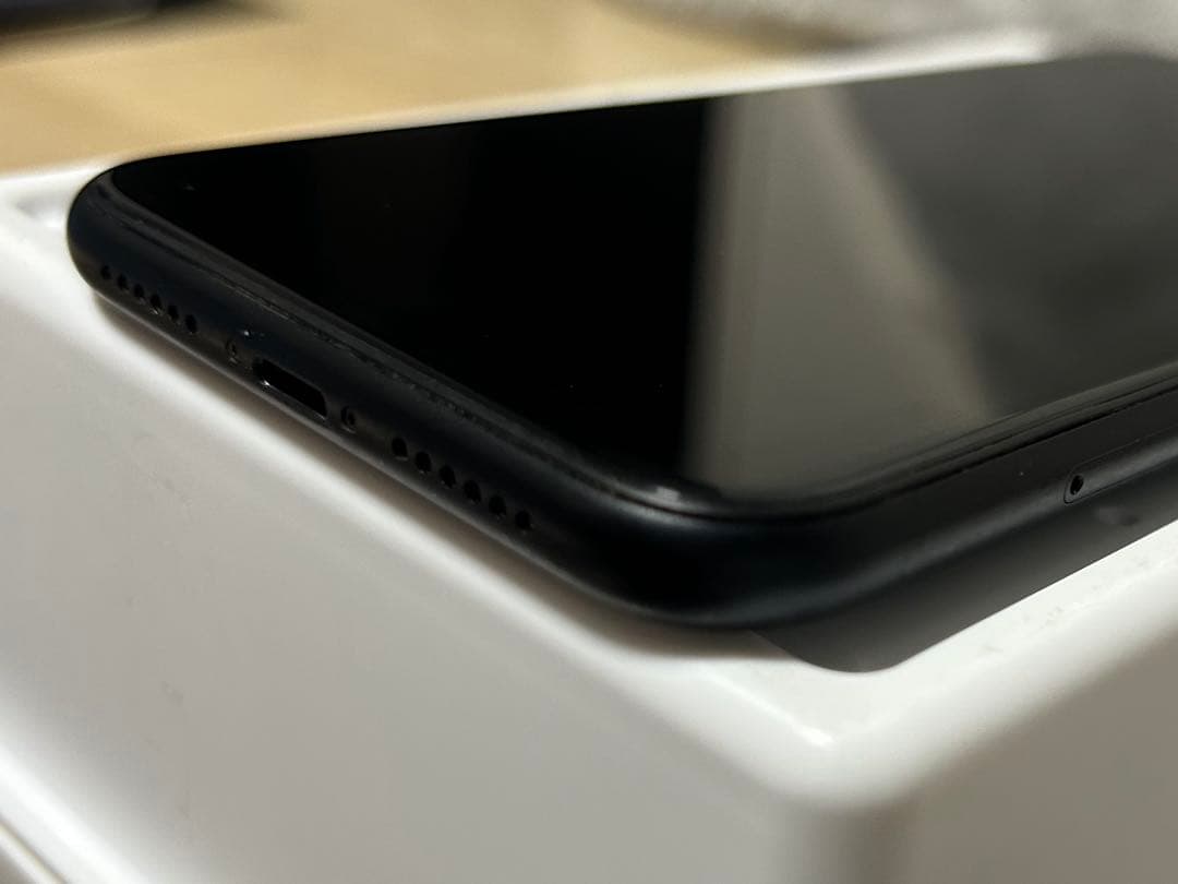 iPhoneXR 64GB SIMフリー ブラック　本体のみ