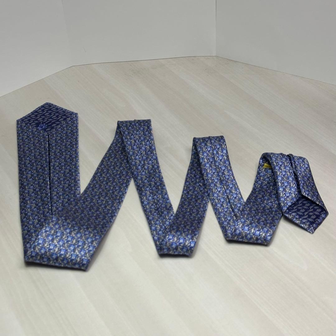 極美品☆ブルガリ☆ネクタイ☆箱付☆ブルー☆シルバー☆虎柄☆アニマル柄☆545