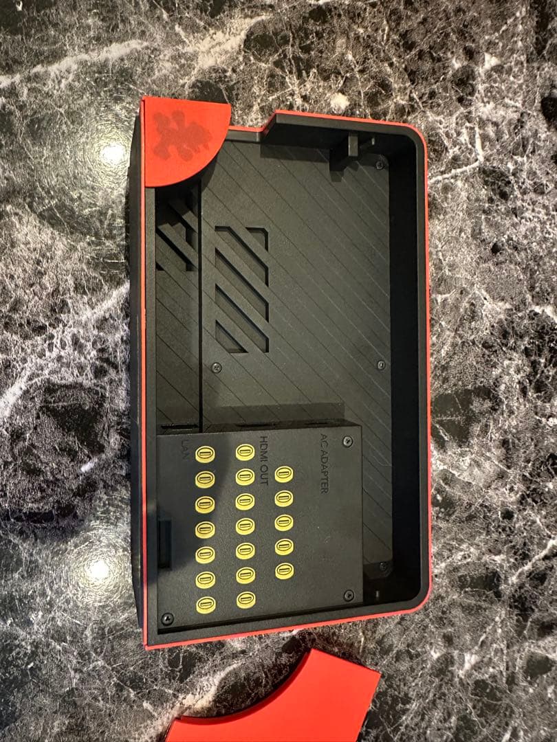 Nintendo Switch本体 有機EL マリオレッド