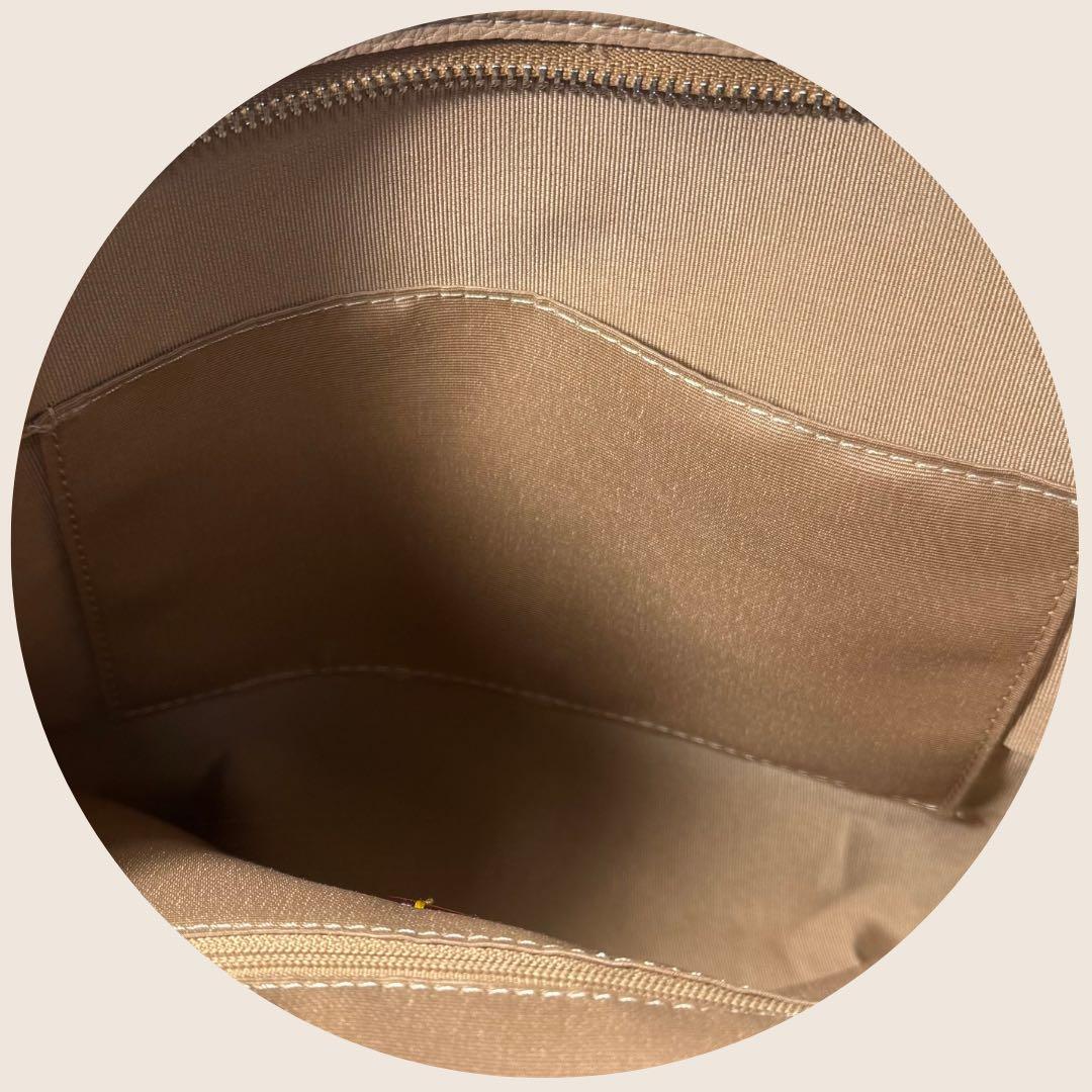 COACH シグネチャー ショルダーバッグ ベージュ 上品 定番 人気モデル