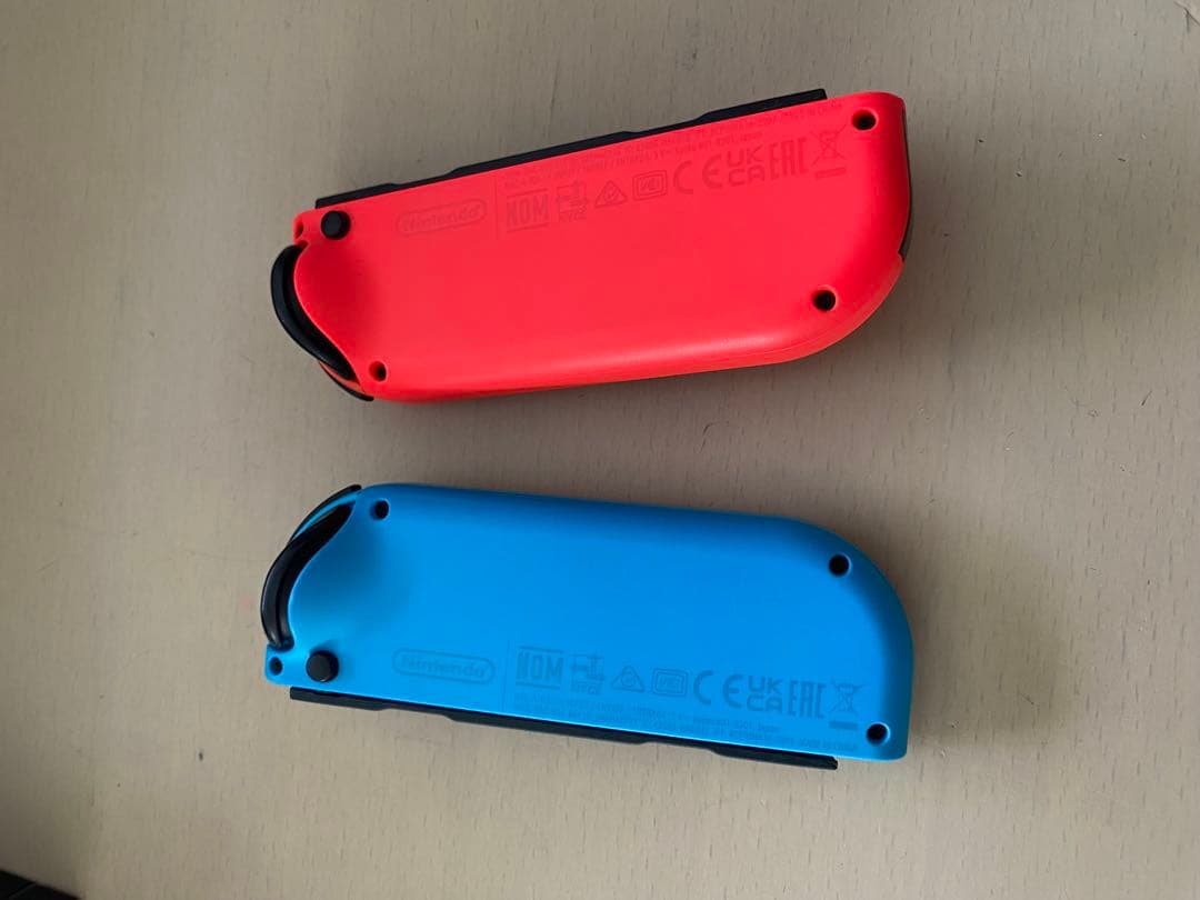 Nintendo switch本体 (付属品全て完備、初期化済)その他もろもろ