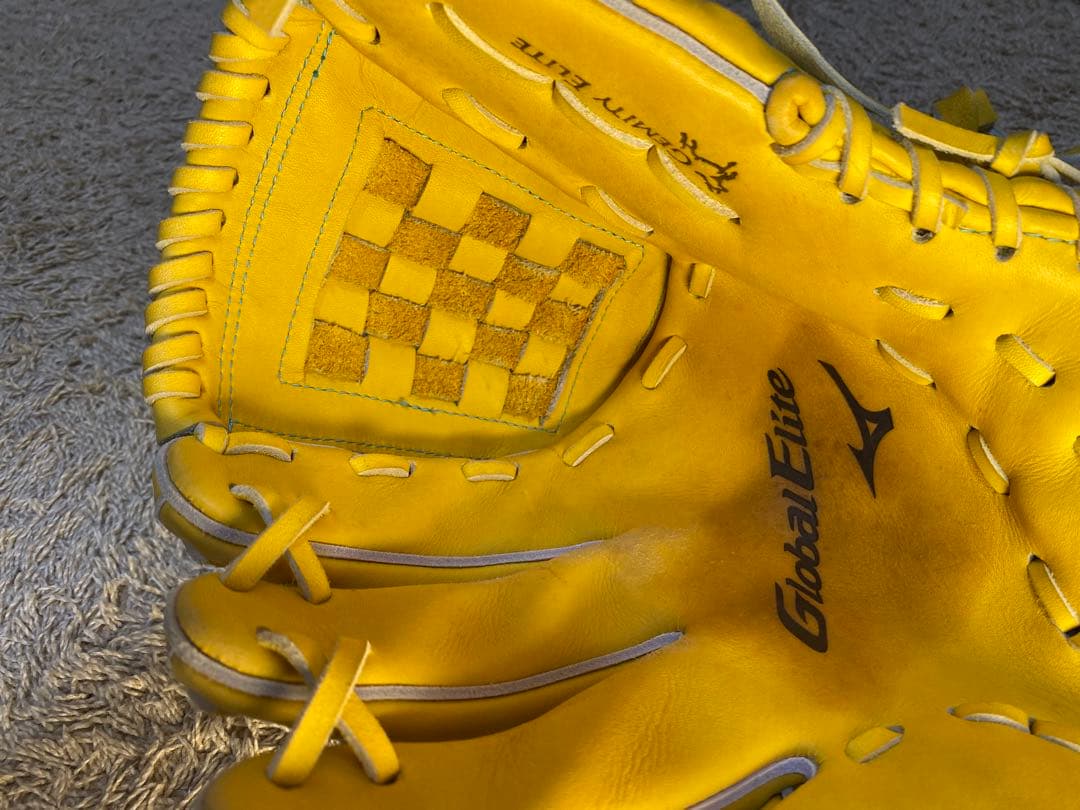 【美品】限定カラー 黄色 ミズノ グローバルエリート 硬式 投手用 左 グローブ