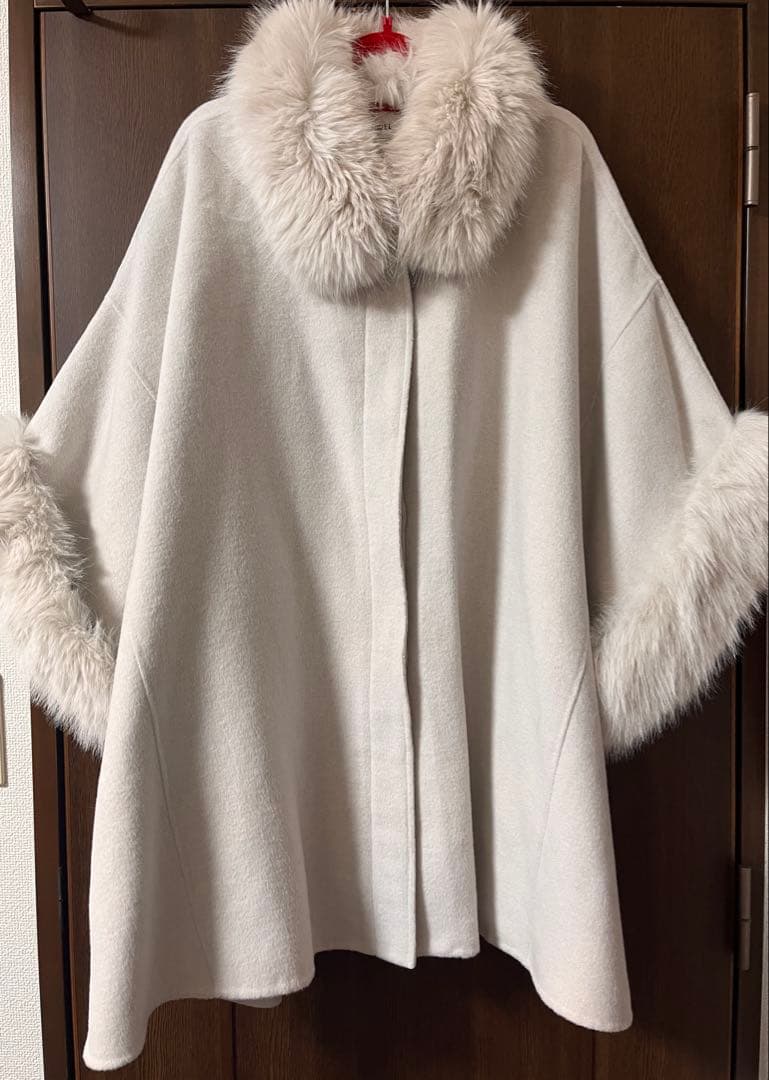 SNIDEL♡ファー付きミドルケープコート　アイボリー