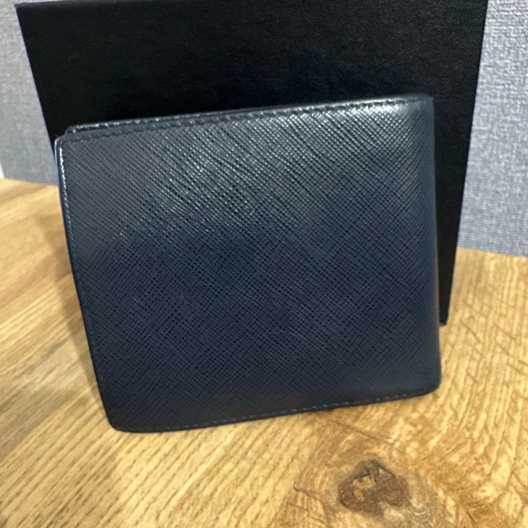 早い者勝ち！！【紙袋・証明書・箱付き】PRADA プラダ折り財布　 ネイビー