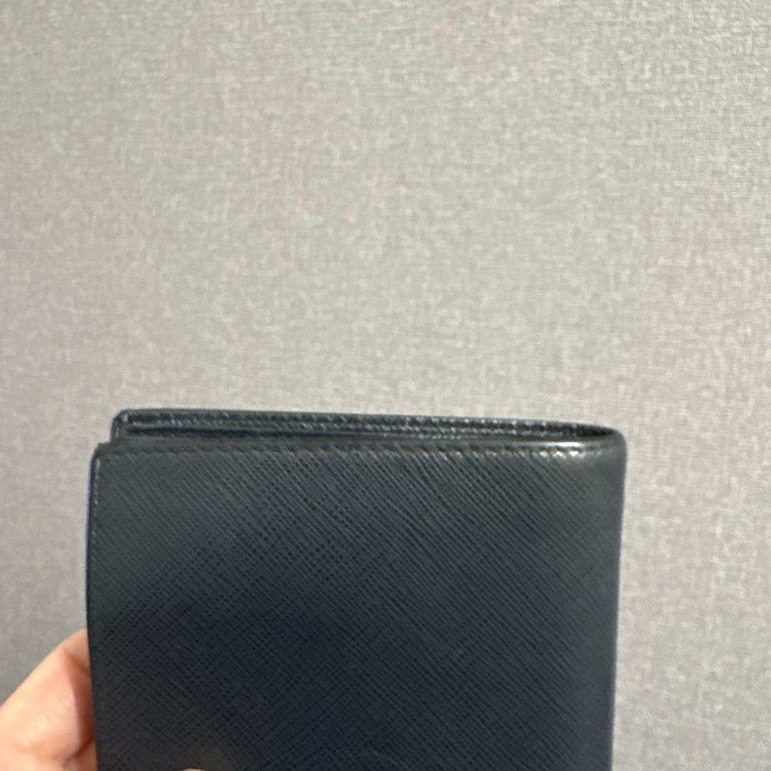 早い者勝ち！！【紙袋・証明書・箱付き】PRADA プラダ折り財布　 ネイビー