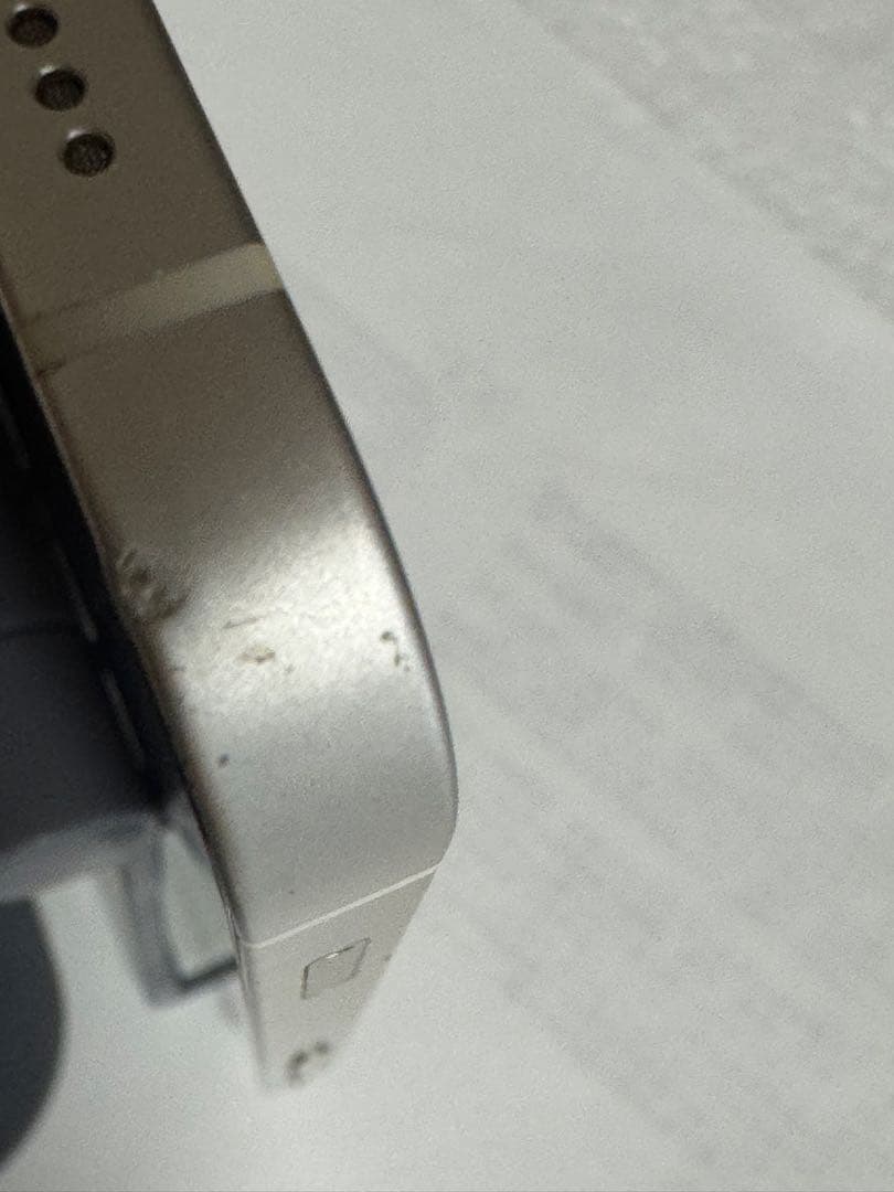 iPhone 12 128 GB ホワイト　SIMフリー