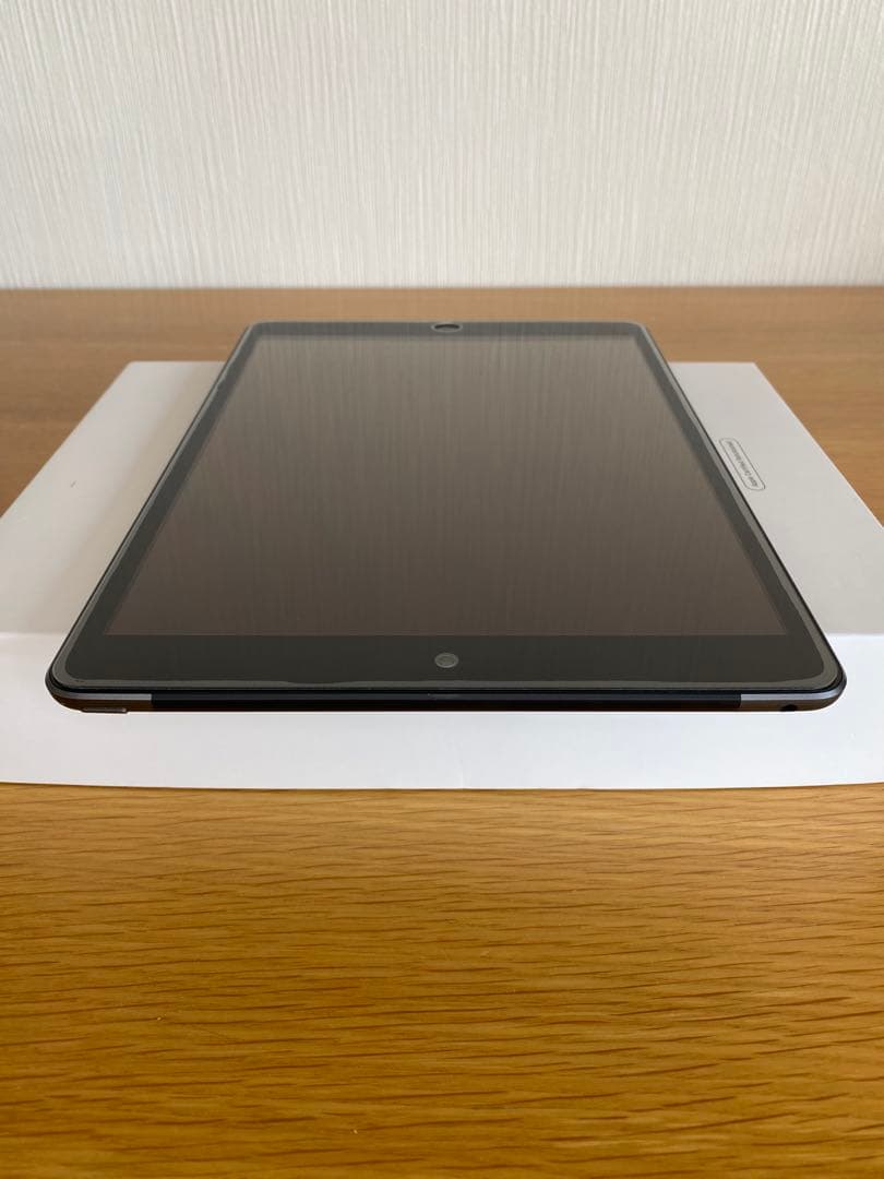 美品　iPad第7世代 32GB WiFi+Cellular iPad本体