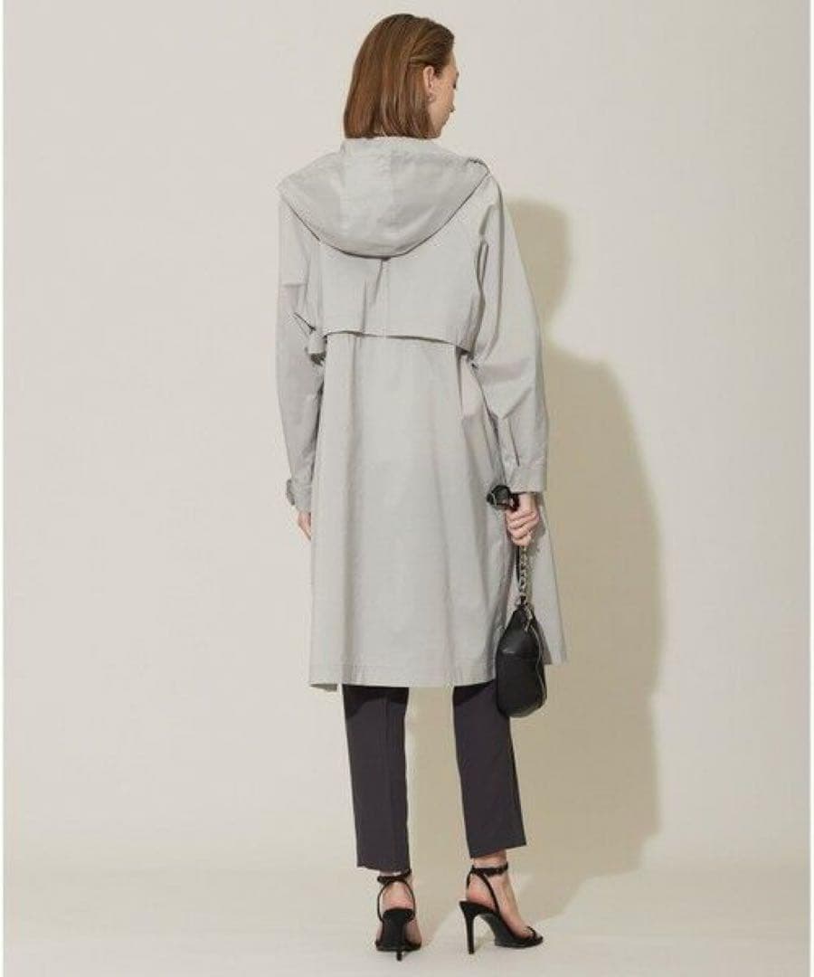 新品タグ付近年✨ICB 撥水加工メモリーストレッチタフタ フーデットコート 24