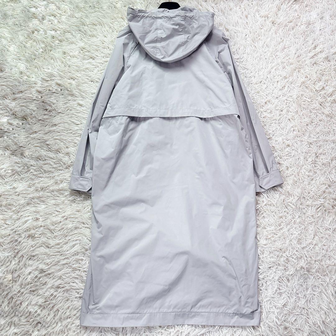 新品タグ付近年✨ICB 撥水加工メモリーストレッチタフタ フーデットコート 24