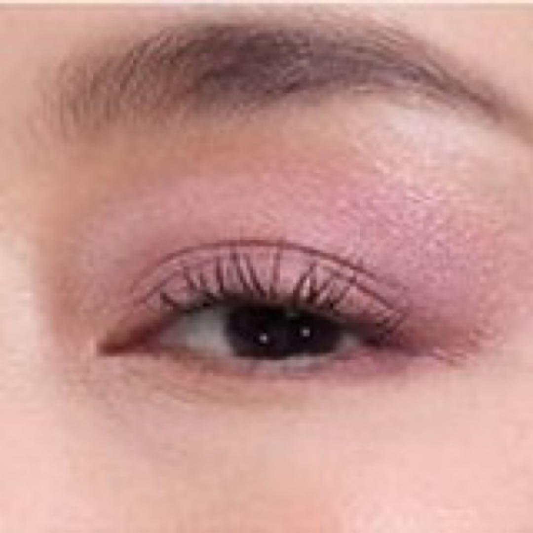 ❗️限定品•値下げ❗️YSL 2026新作 スパークリングラスト スプリング 126