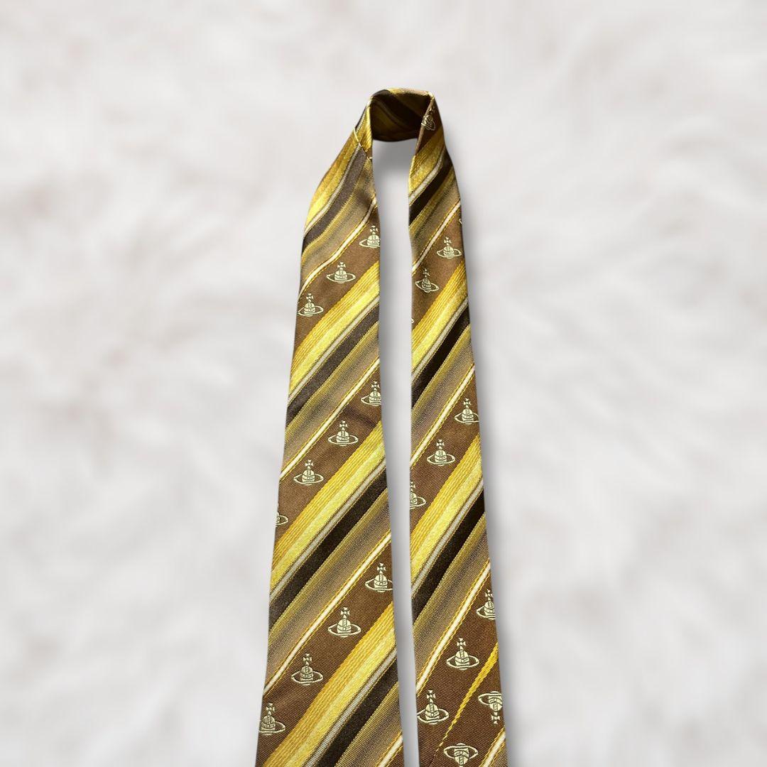 【未使用級✨】ヴィヴィアンウエストウッド ストライプ柄 オーブ入り ゴールド系