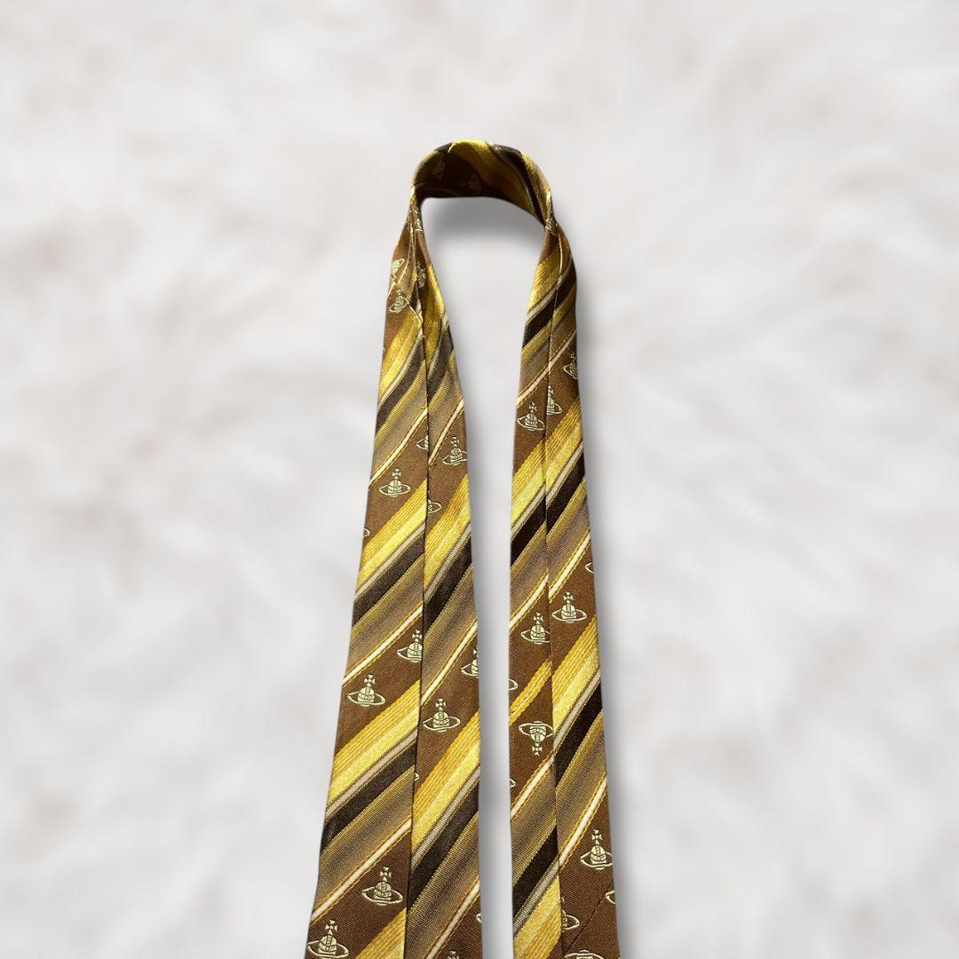 【未使用級✨】ヴィヴィアンウエストウッド ストライプ柄 オーブ入り ゴールド系