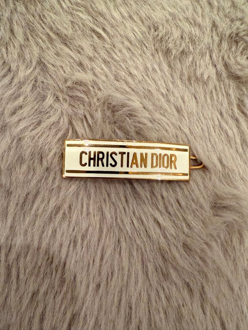 DIOR ヘアピン ゴールド