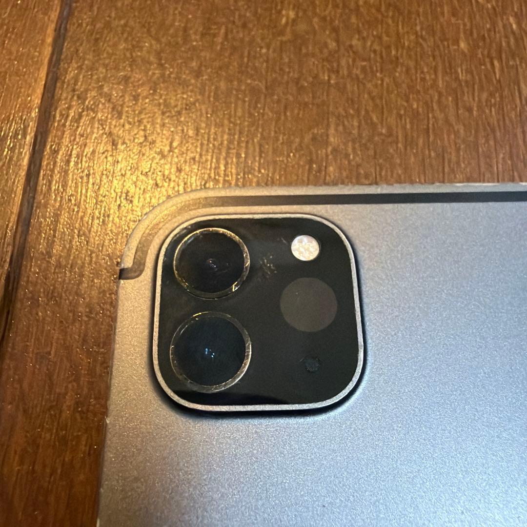 iPad プロ 11インチ 第2世代 SIMなし 割れあり 画面、スイッチ等〇