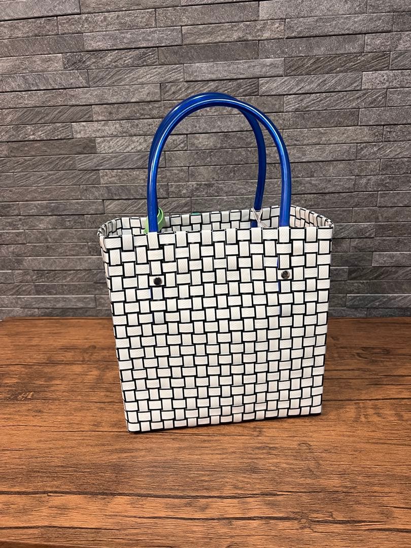 【新品・未使用】MARNI MARKETかごバッグ ピクセルフラワー