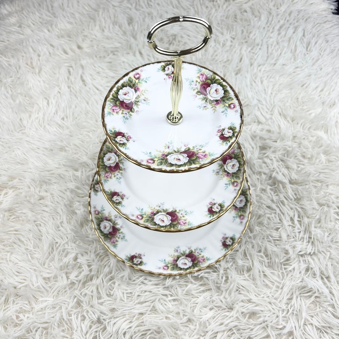 【廃盤】ロイヤルアルバート 3段ケーキスタンド 金彩 薔薇柄