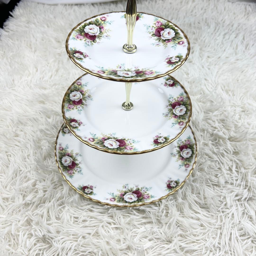 【廃盤】ロイヤルアルバート 3段ケーキスタンド 金彩 薔薇柄