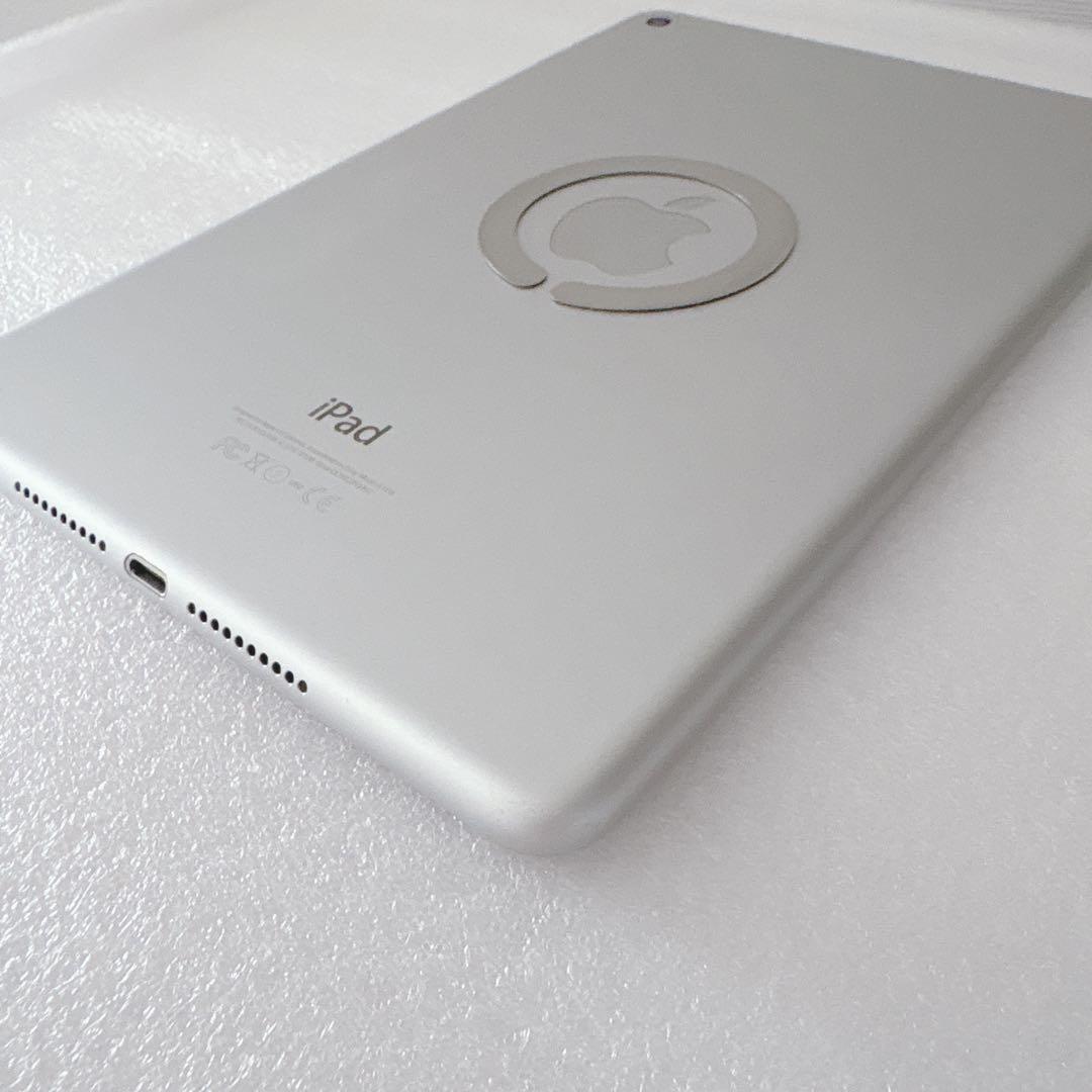 Apple iPad mini 4 Wi-Fiモデル 64GB シルバー