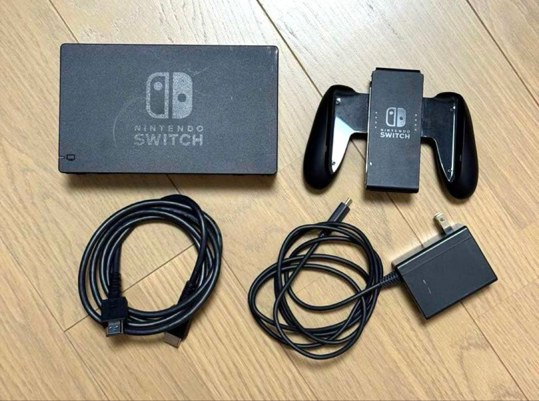 Nintendo Switch (桃鉄付き)