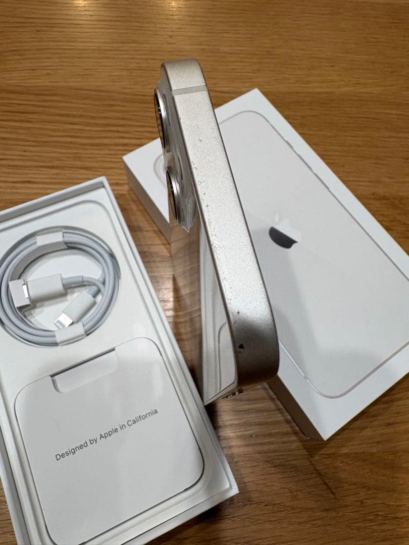 iPhone13 ホワイト