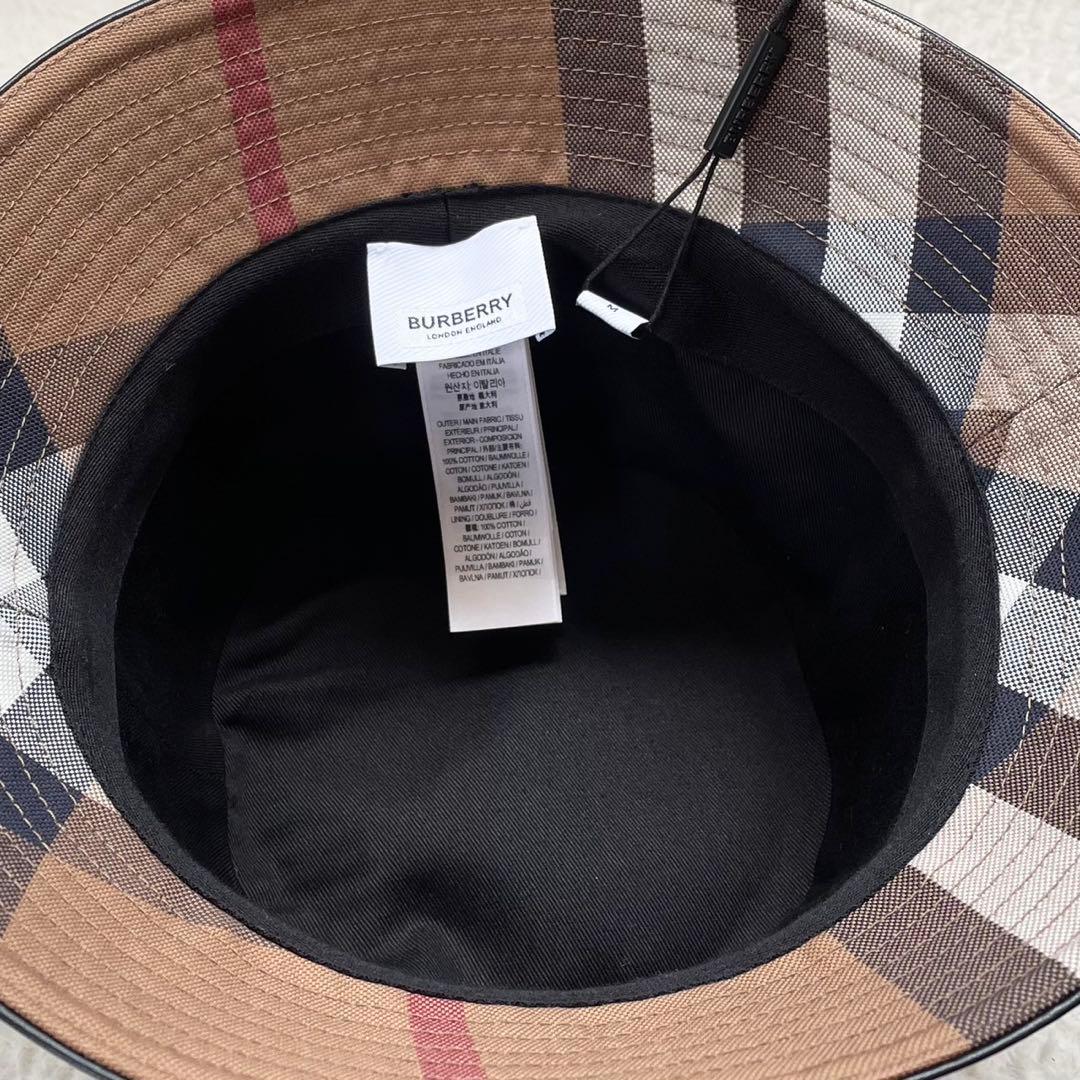 新品タグ付き 現行 BURBERRY バケットハット メガチェック 男女兼用 M