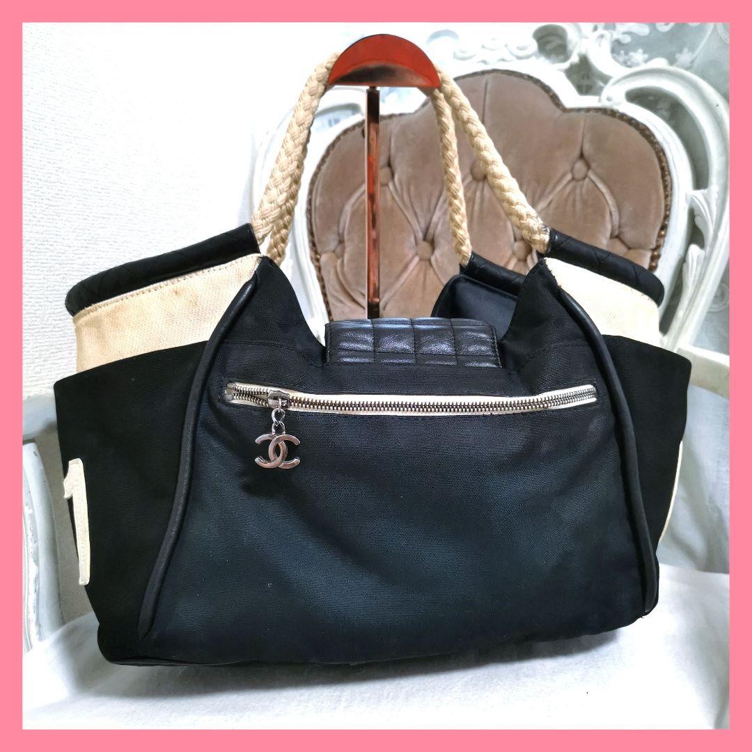 華!希少品シャネルCHANEL 大きめココマーク トートバッグ黒マトラッセ