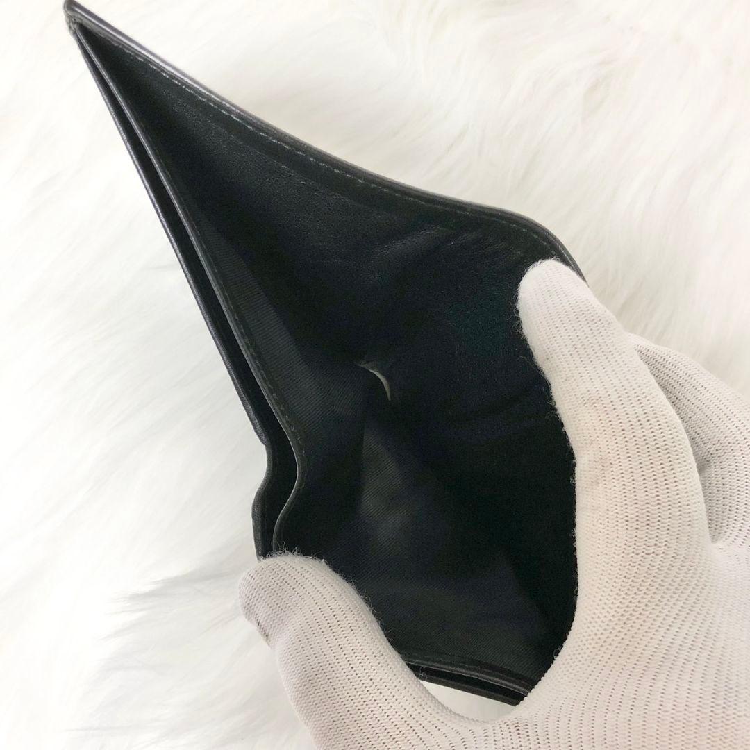 GUCCI グッチ 二つ折り財布 折り財布 シルバープレートロゴ