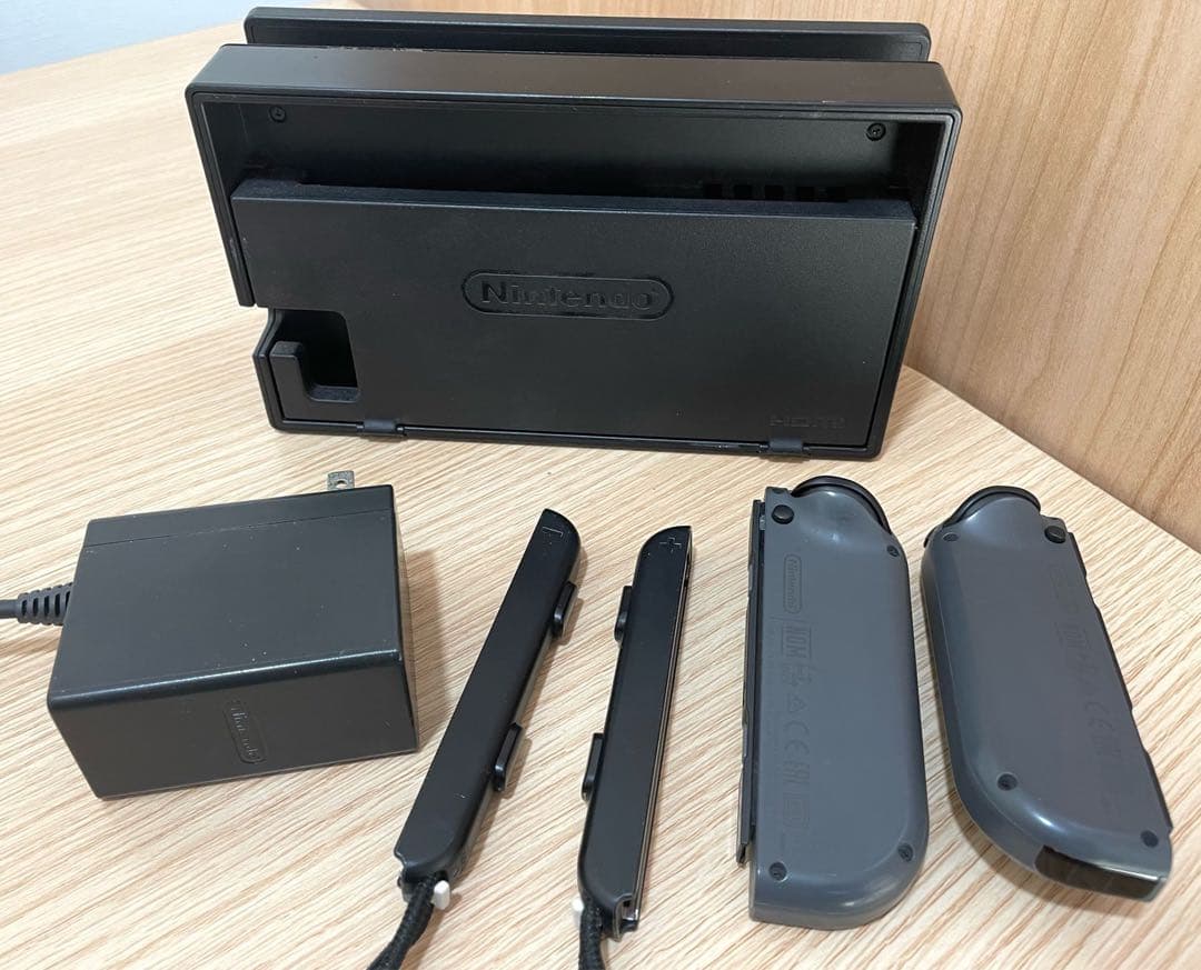 Nintendo Switch 本体 HAC-001 ジョイコン