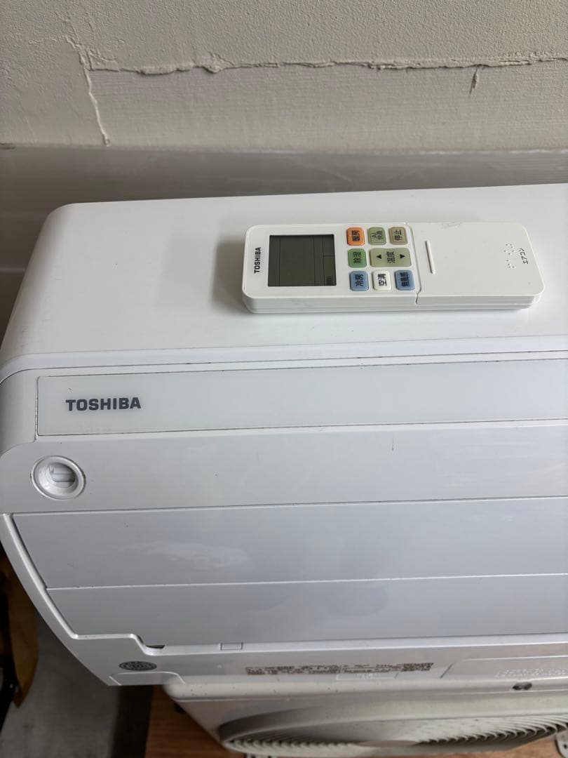 取付込☆福岡 東芝 エアコン 6畳用 RAS-H221R お掃除機能付き 中古