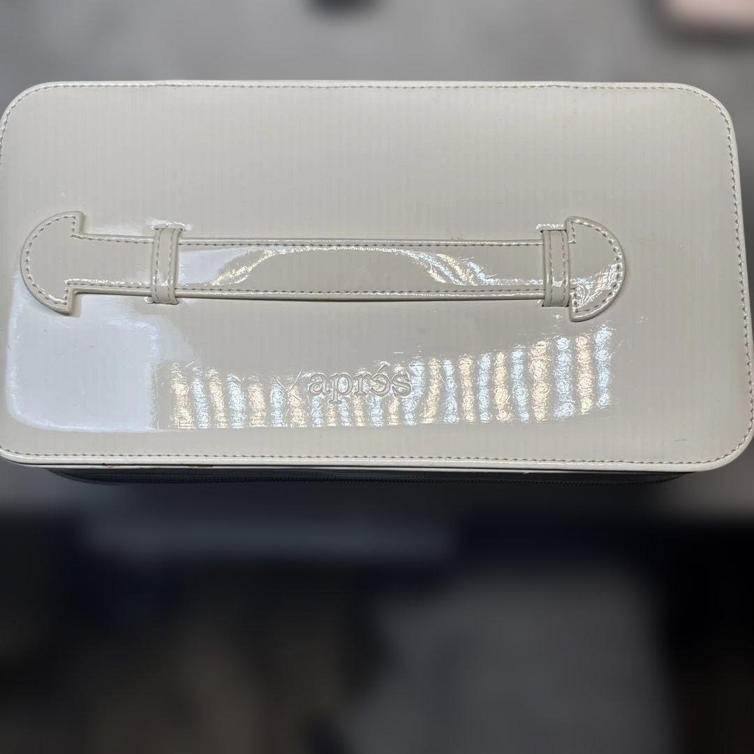 おきちゃんさん専用。。après エクステンションフレンチセットチップ付き