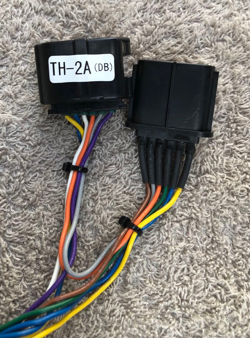 PIVOT 3 drive COMPACT スロットルコントローラー　THR