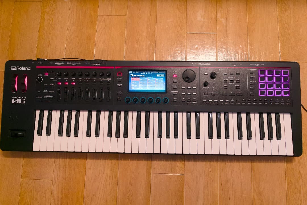 Roland FANTOM-06 シンセサイザー 61鍵