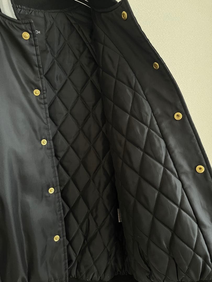 【美品】JOYRICH × Disney ミッキー スタジャン Sサイズ 黒