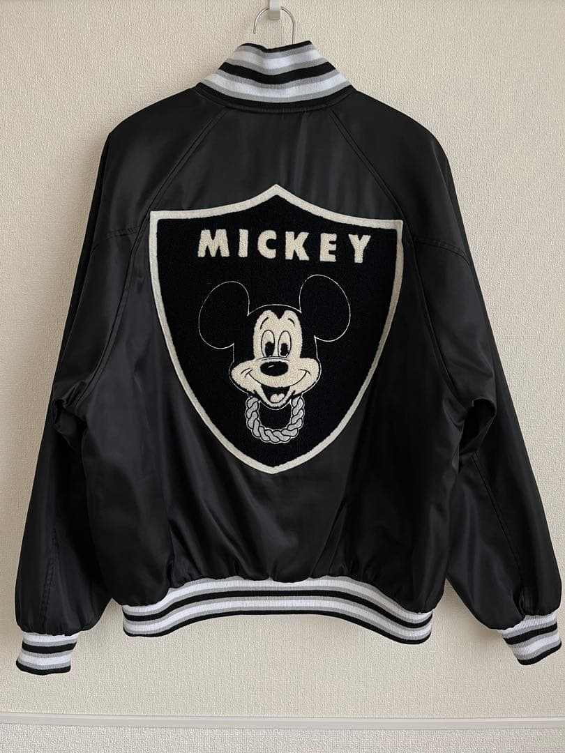 【美品】JOYRICH × Disney ミッキー スタジャン Sサイズ 黒