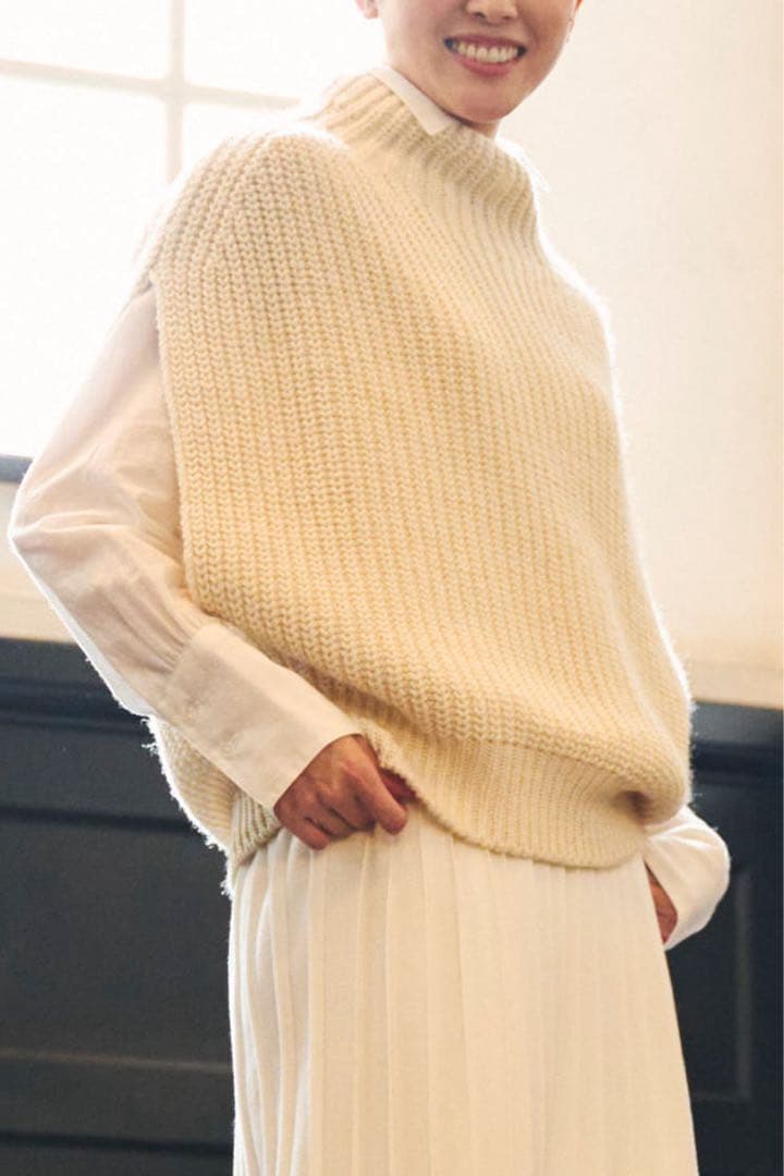 【美品】PRISTINE プリスティン　ウール混片畦タートルベスト