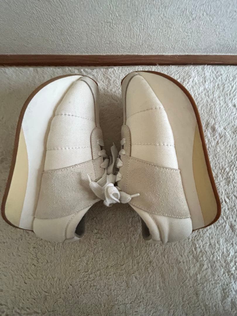 マルニスニーカー