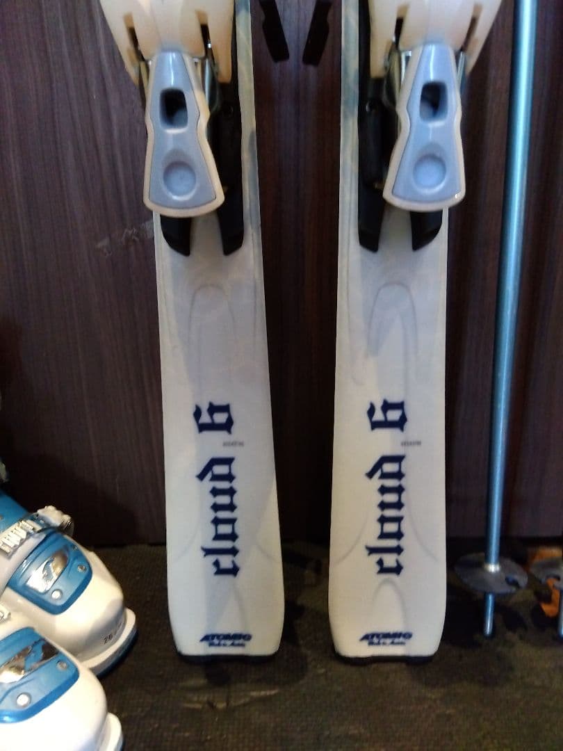 【ハイエンド】 ATOMIC 学生・レディース スキーセット メンテ・WAX済✔