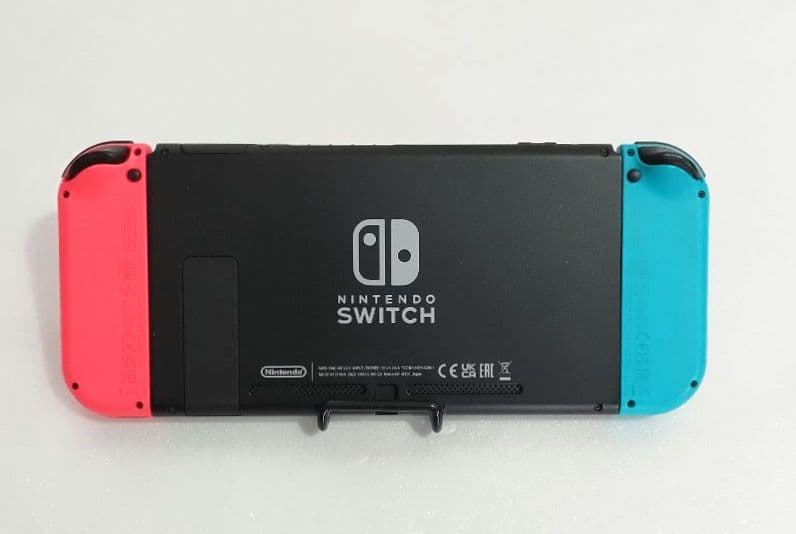 NintendoSwitchネオンレッド①