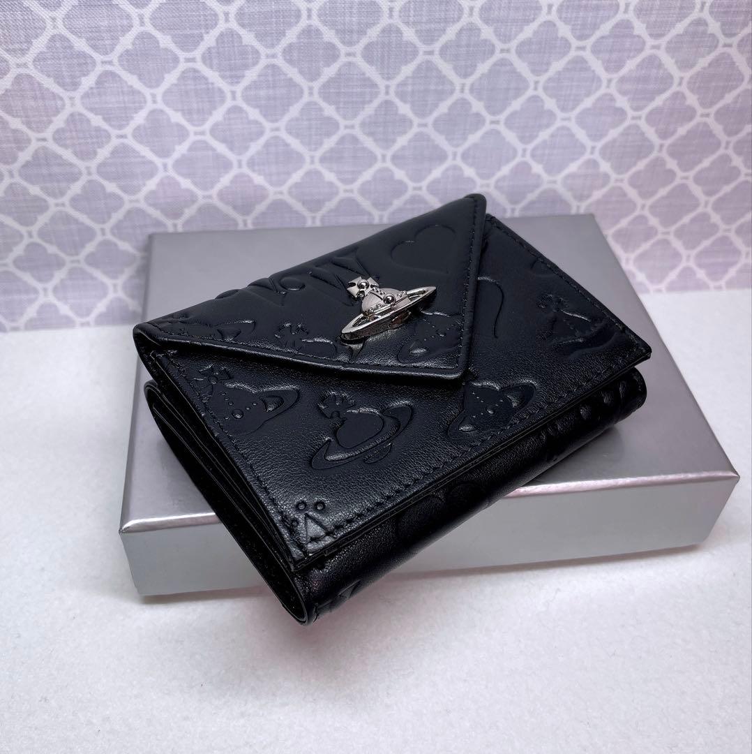 【内柄も素敵☆最新】Vivienne Westwood 三折財布 マットブラック