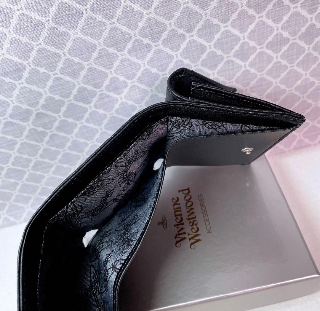【内柄も素敵☆最新】Vivienne Westwood 三折財布 マットブラック