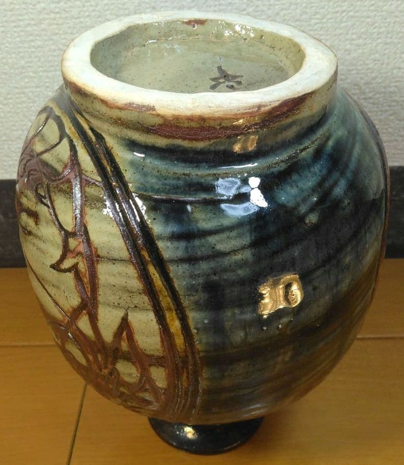 人間国宝 金城次郎 海老紋花瓶 栞 共箱 美品 壺屋焼 やちむん 壷屋焼 窓絵