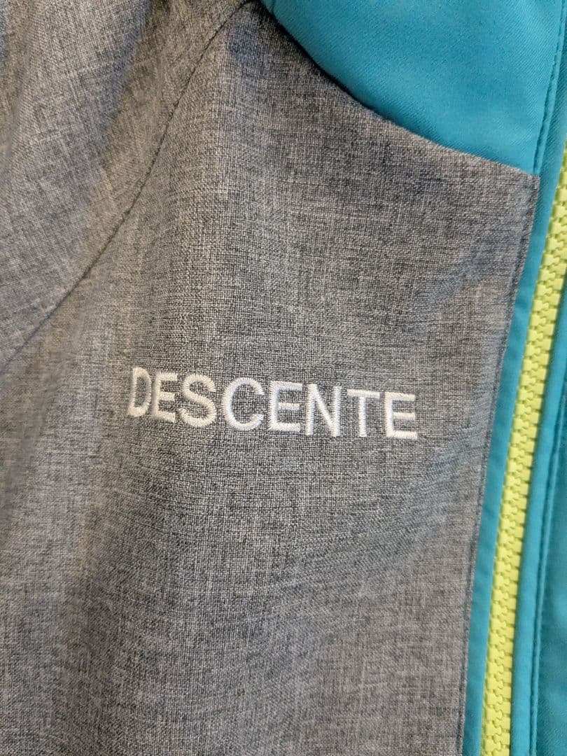 デサント スキ－ウェア子供 130cm(115-135cm調整可)