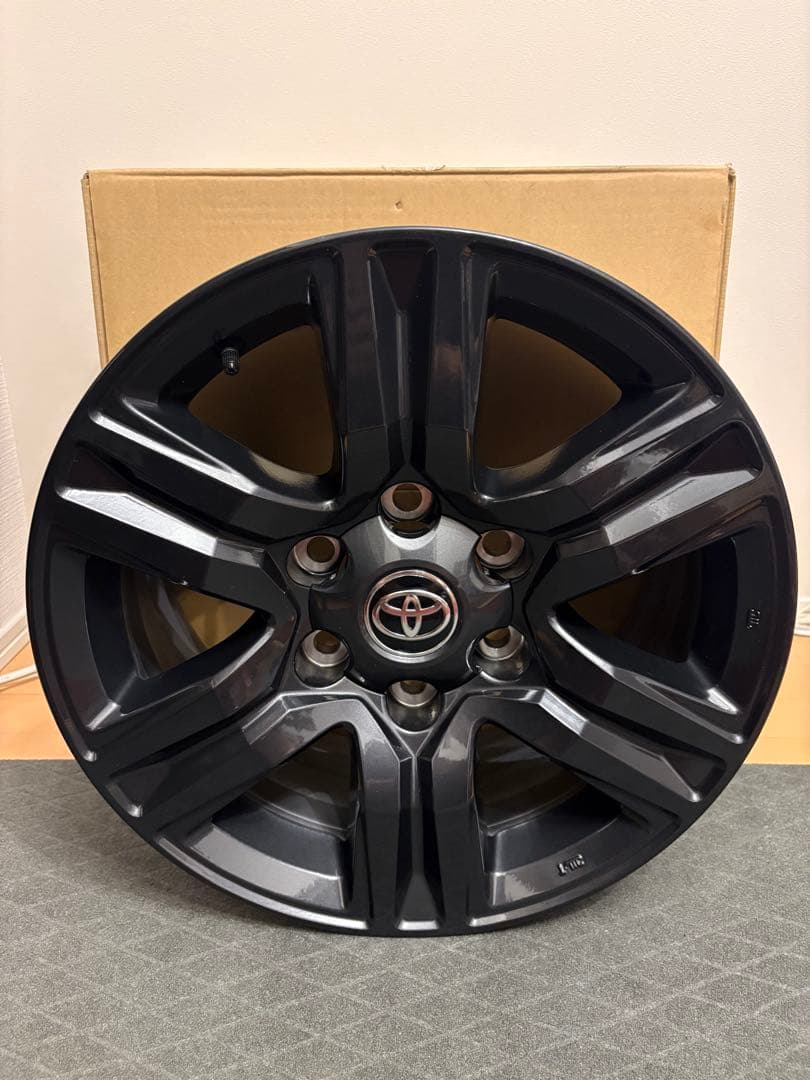 ハイラックスZ後期　純正17インチホイール　納車前外し　4本セット