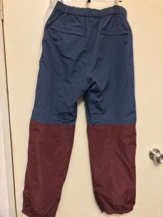 エスケープスノーボードウェア　トラックパンツ