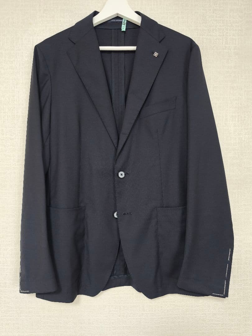 『新品未使用』タリアトーレ　セットアップ　ネイビー　サイズ48 スーツ