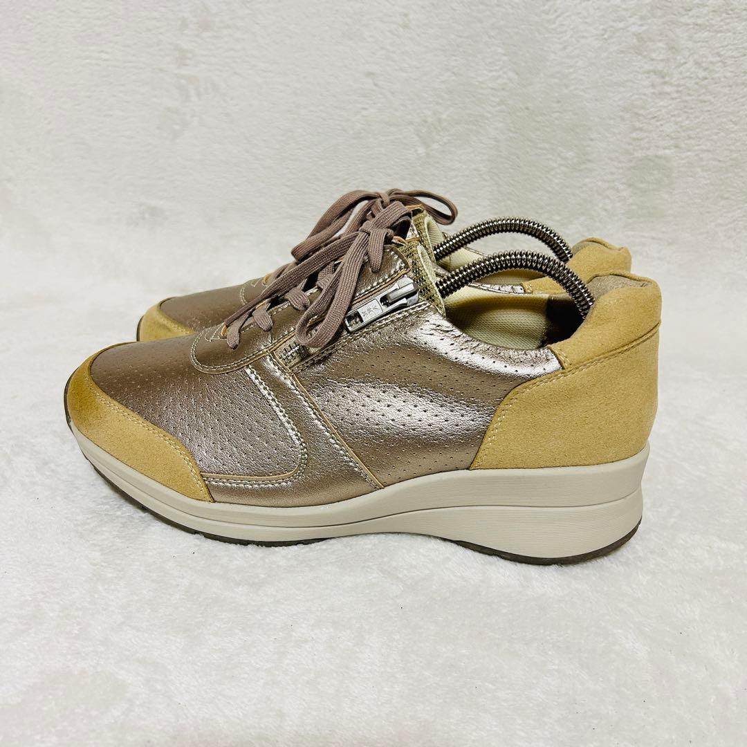 美品　AKAISHI アカイシ　126ウォーキングスニーカー　外反母趾