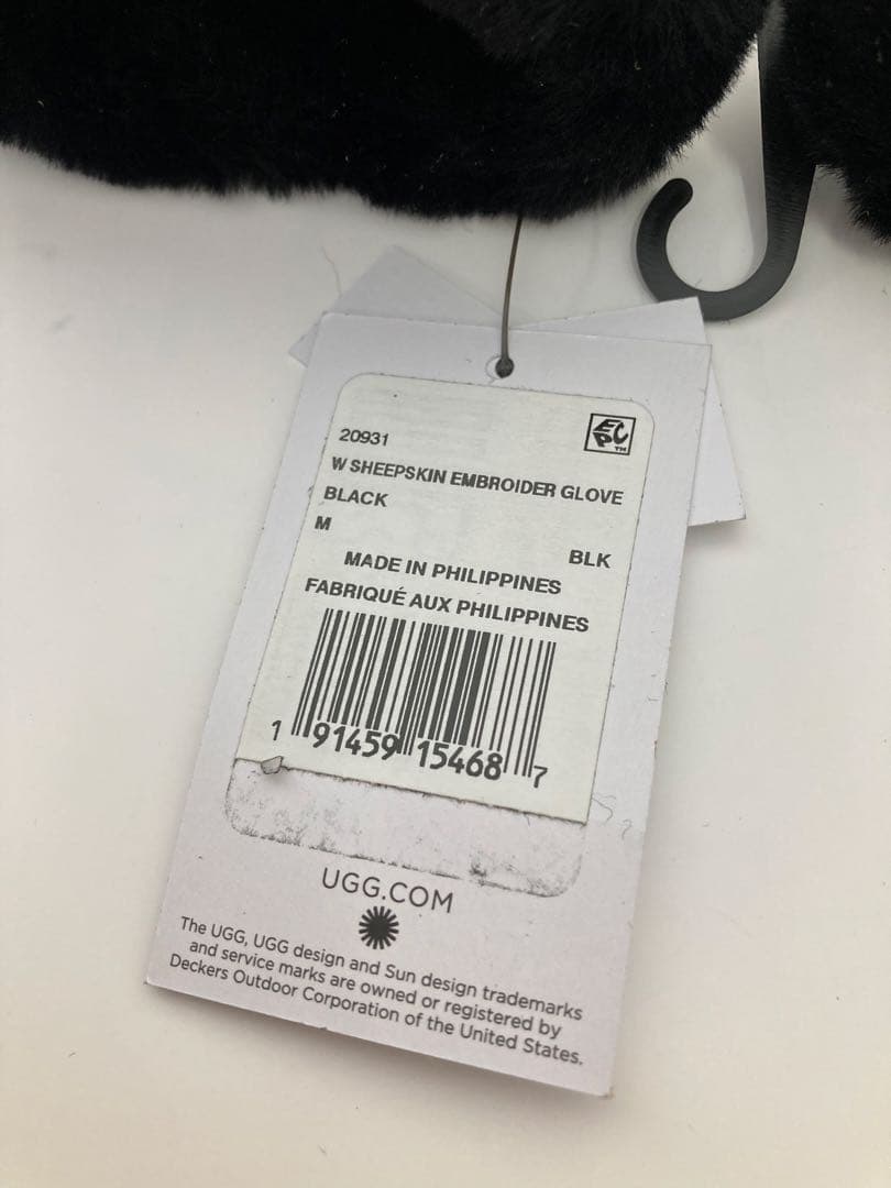 UGG ブラックファー付き手袋 【size M】