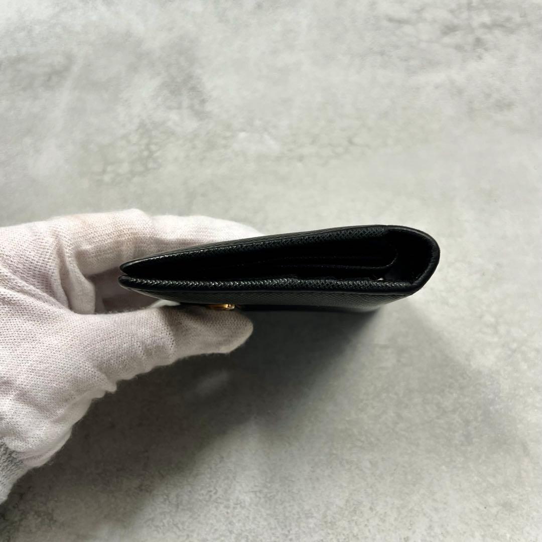 専用　PRADA サフィアーノ ブラック レザー 折り財布 8149
