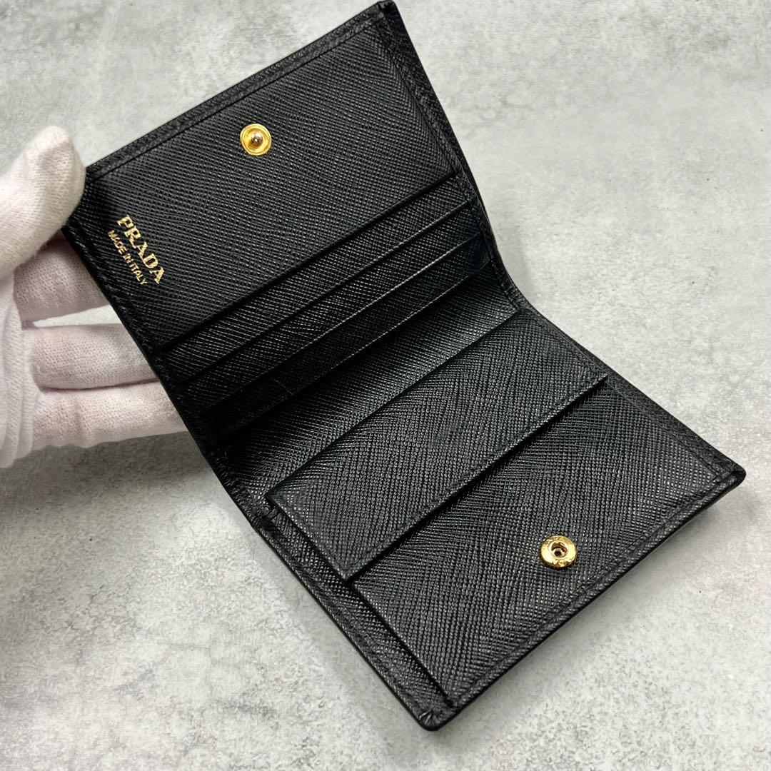 専用　PRADA サフィアーノ ブラック レザー 折り財布 8149