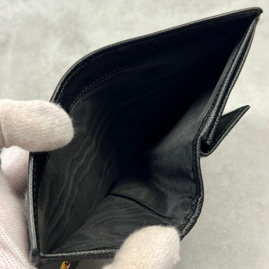 専用　PRADA サフィアーノ ブラック レザー 折り財布 8149